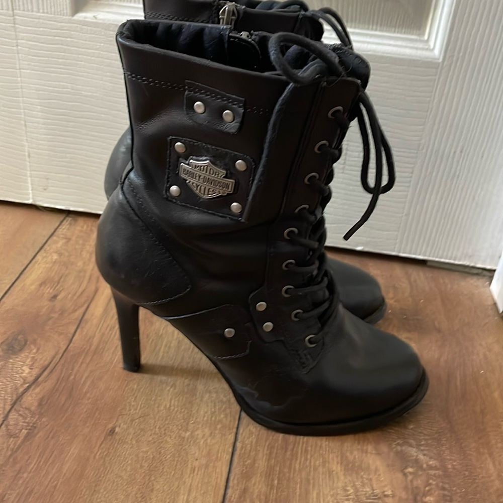 Ladies Harley Davidson boots
